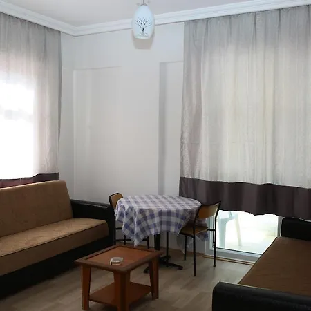 Saray Apart Apart Otel *